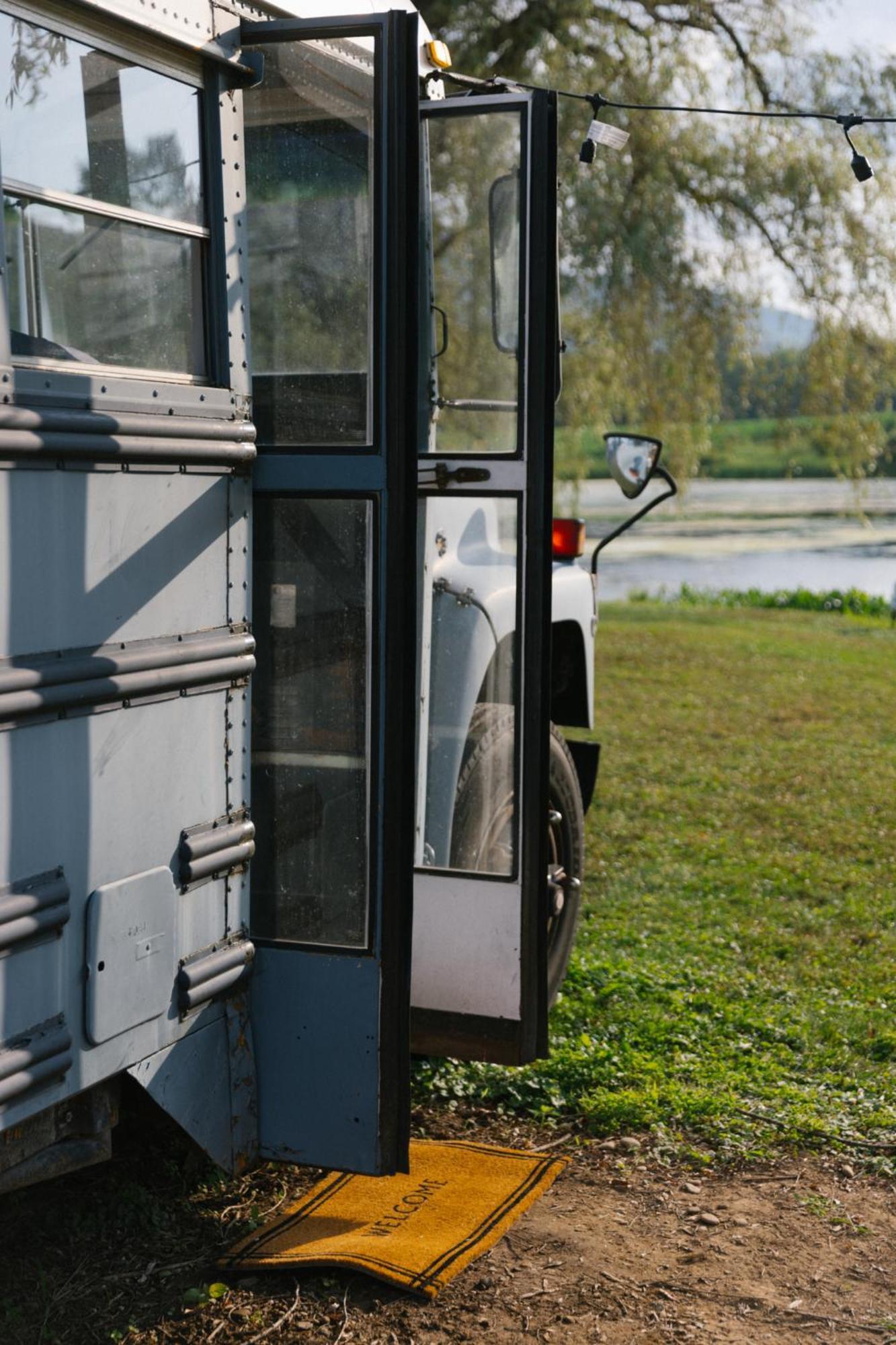 Route 6 Campground Gaines Room photo